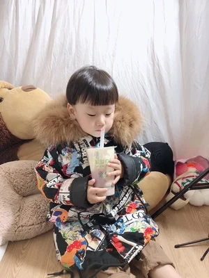 Зимние плотные теплые куртки на меху для детей флис из норкового кашемира, меховое пальто для маленьких детей с меховым капюшоном граффити Куртки на девочек и мальчиков От 4 до 15 лет