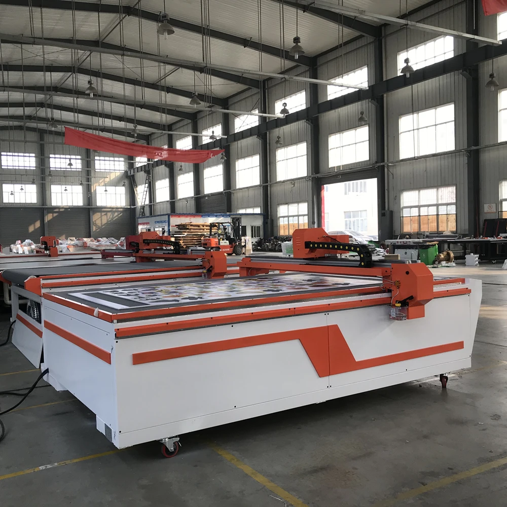 Малый бизнес Китай планшетный режущий станок для пены вибрации