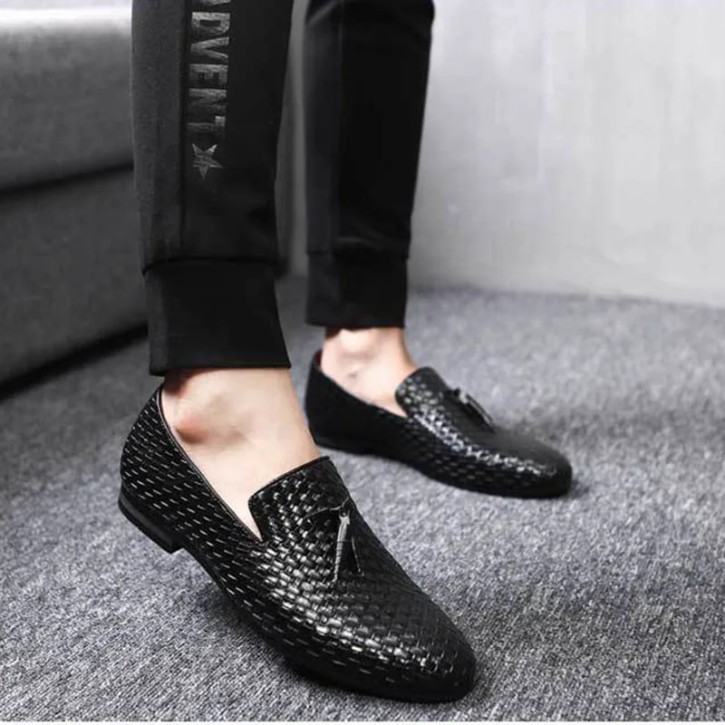 Туфли мужские кожаные легкие мягкие лоферы без застежки удобные мокасины