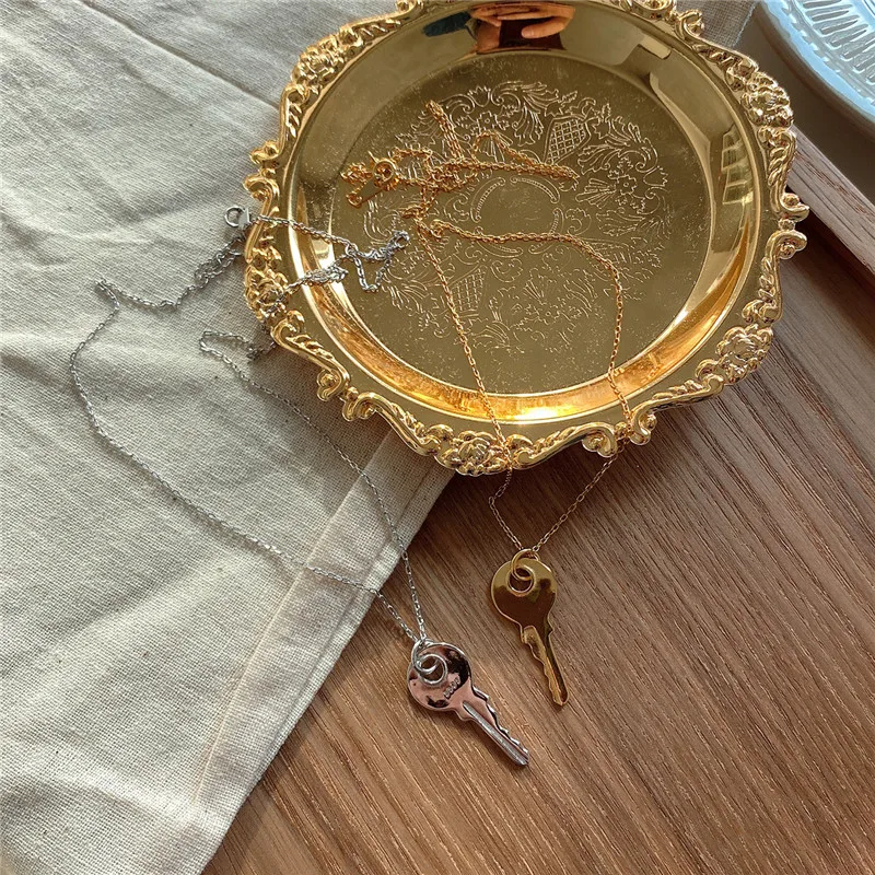 

RUIYI Real 925 Sterling Silver Women Vintage Key Pendant Necklace Minimalist Chic Pendant Necklace Female Fine Jewelry Chokers