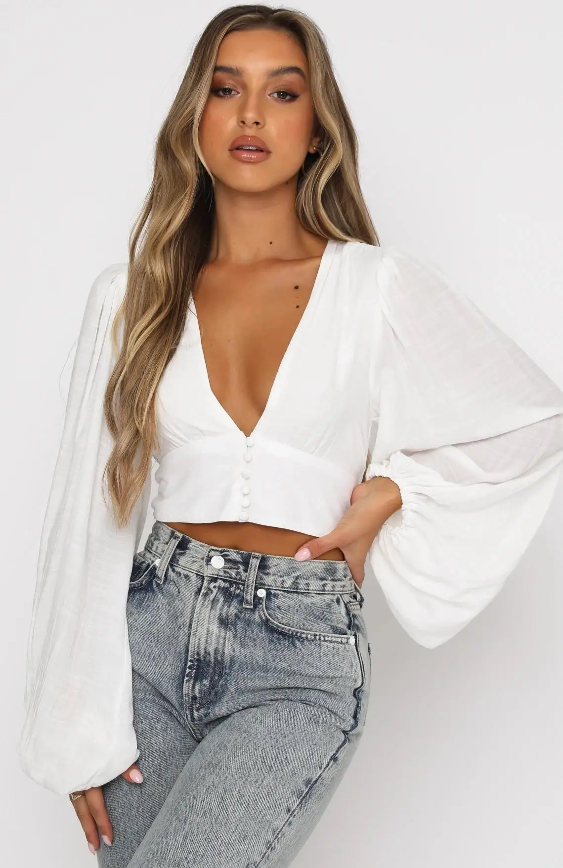 

Spring, summer, the new women's Europe and the United States foreign trade speed sell tong deep V tall waist pure color lantern