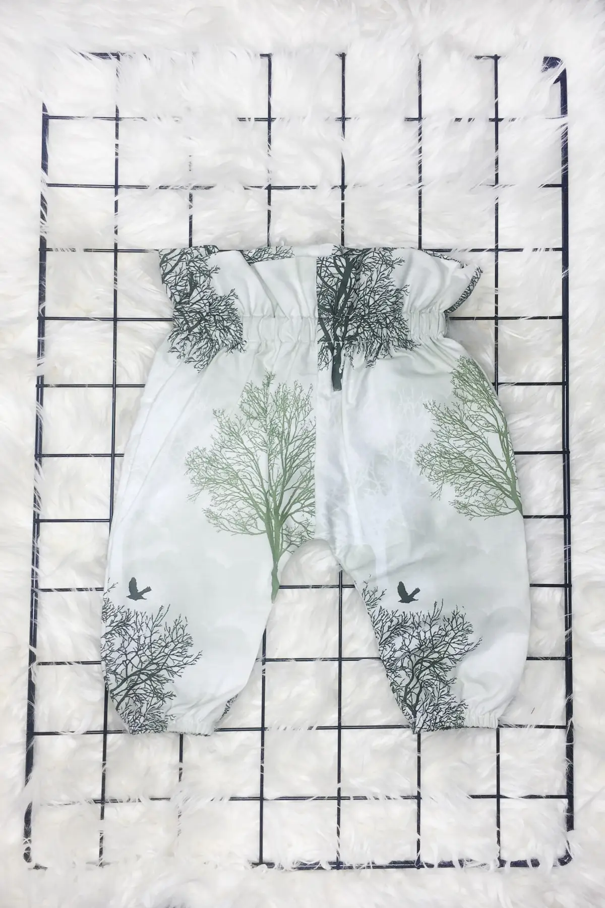 

Baby girl White Tree Patterned Pants Crop