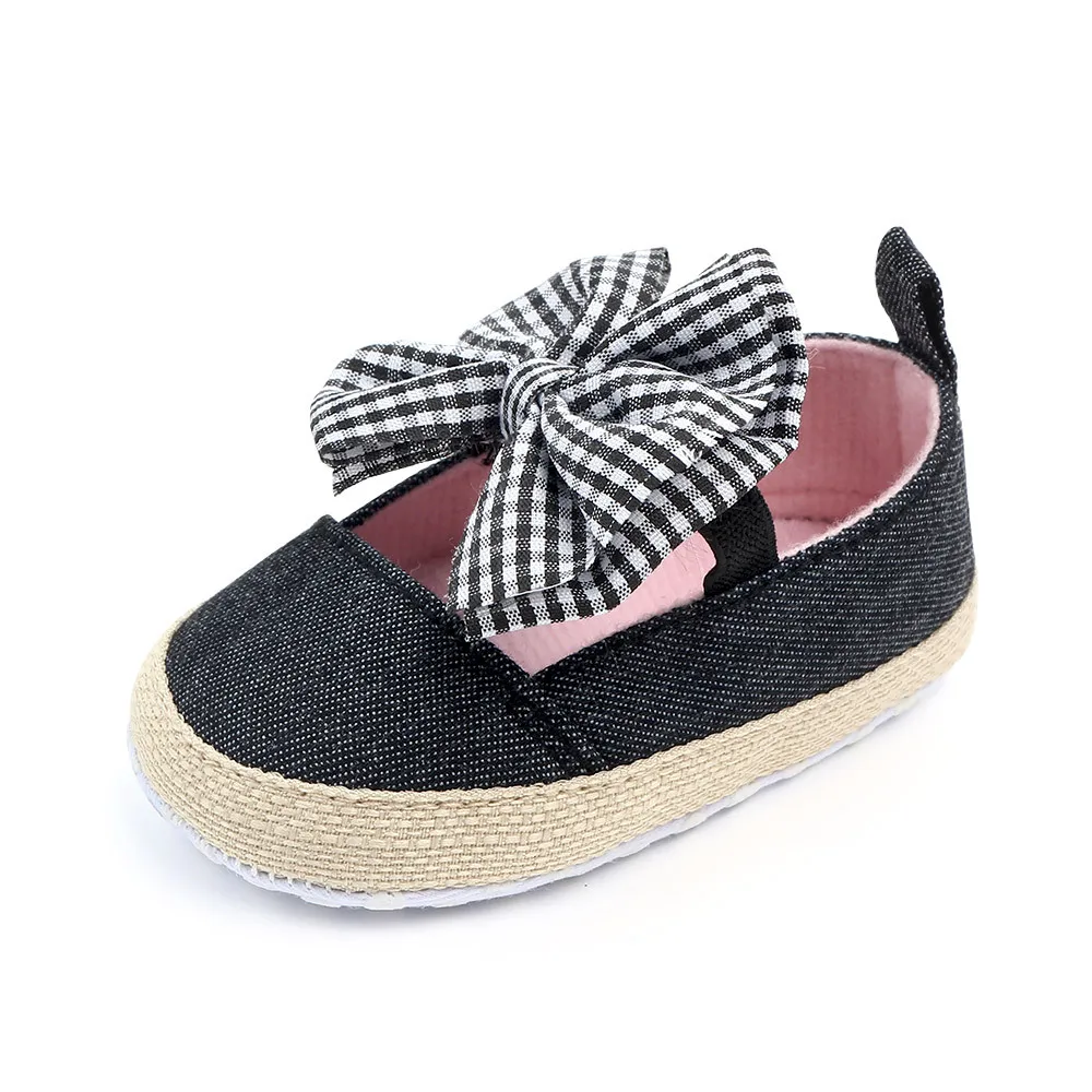 Брендовая обувь для маленьких девочек нескользящая Мягкая подошва с бантом