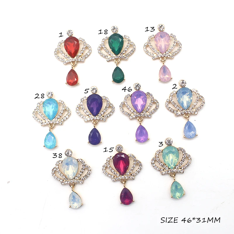 

New 5Pcs Metal Rhinestone Resin Crown Pendant Handmade Sewing Flat Back Buttons for DIY Clothing Wedding Decortion Accessories