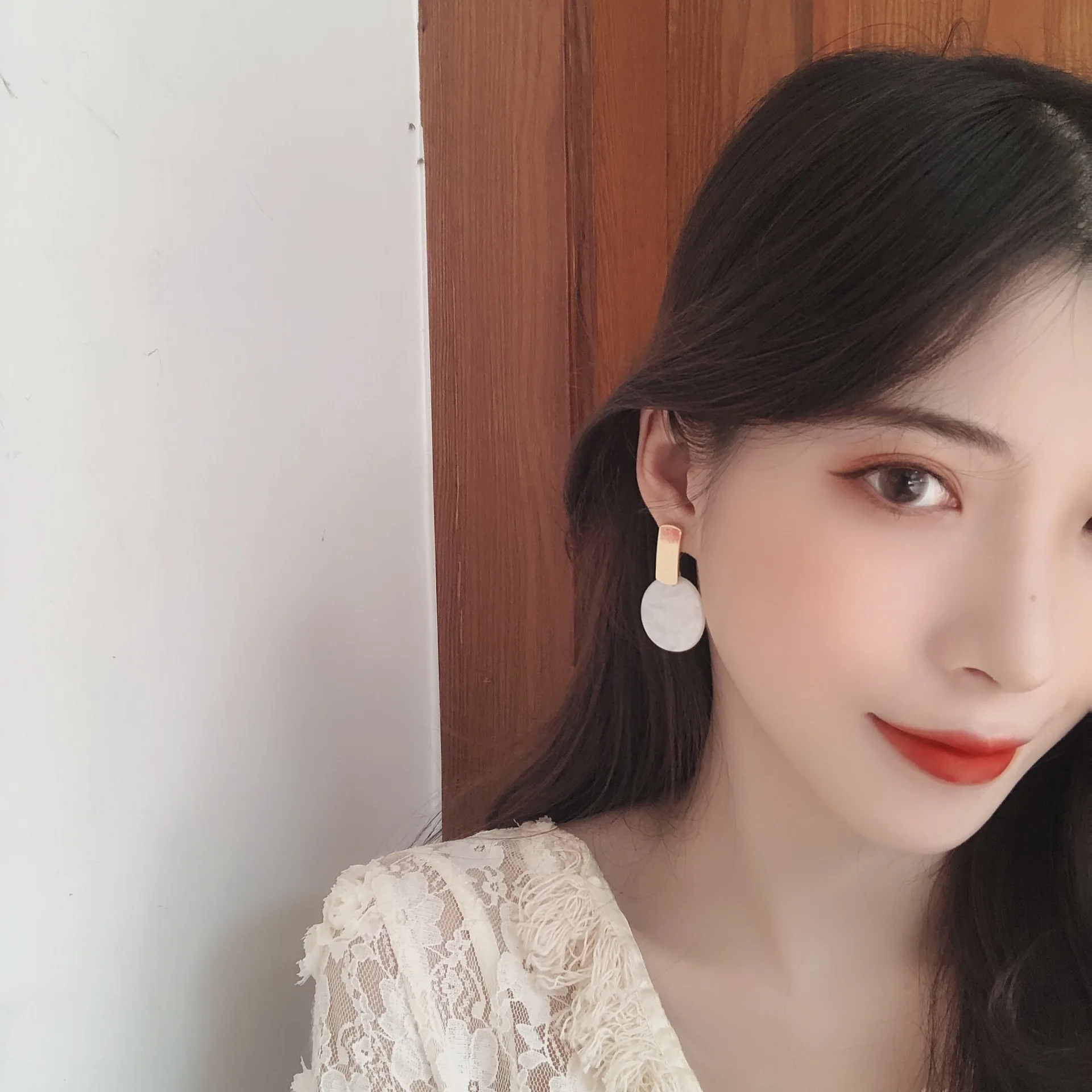 Мода для темпераментных геометрические серьги металлический чувство передовые