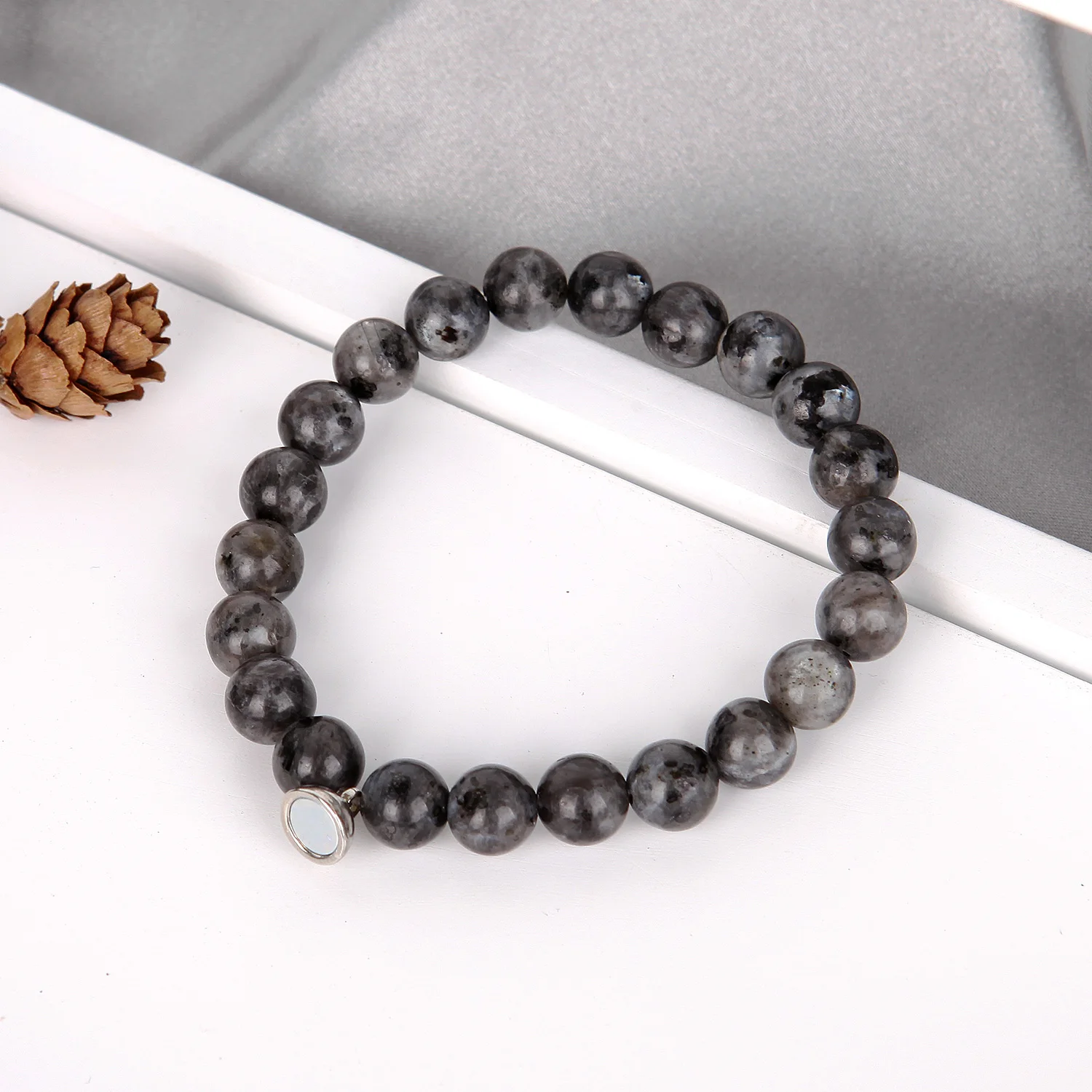 

Couple Bracelet Natural Stone Magnetic Iron Buckle Beaded High-end Design Jewels Attract Each Other Fashion Personality