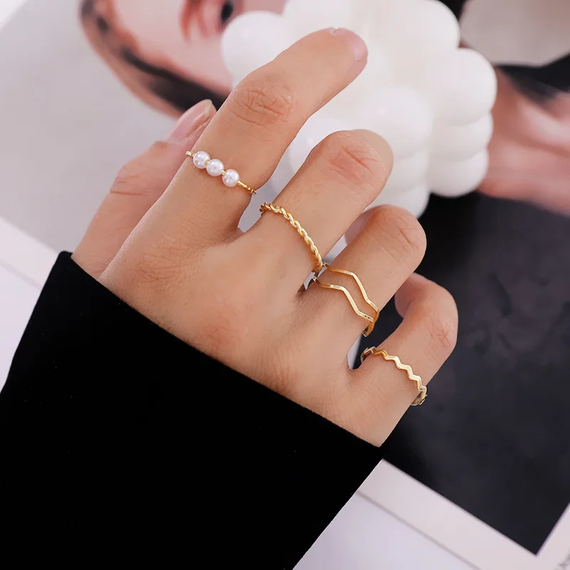 Кольцо женское на указательный палец с искусственным жемчугом набор из пяти