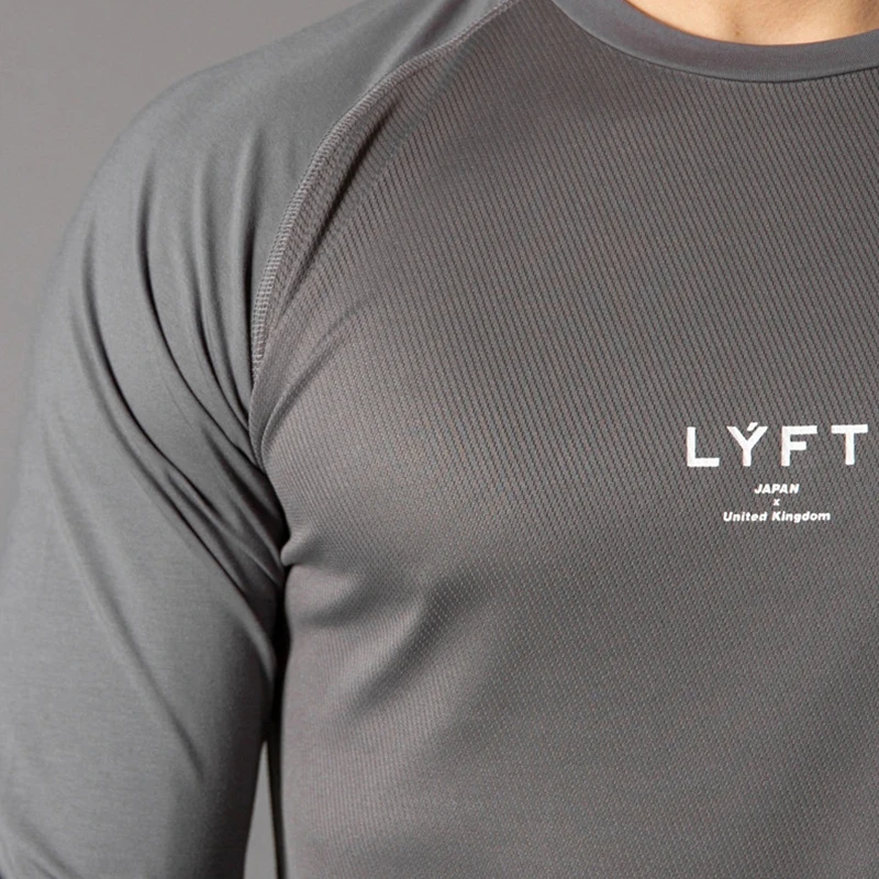 Футболка мужская компрессионная быстросохнущая с длинным рукавом Облегающая