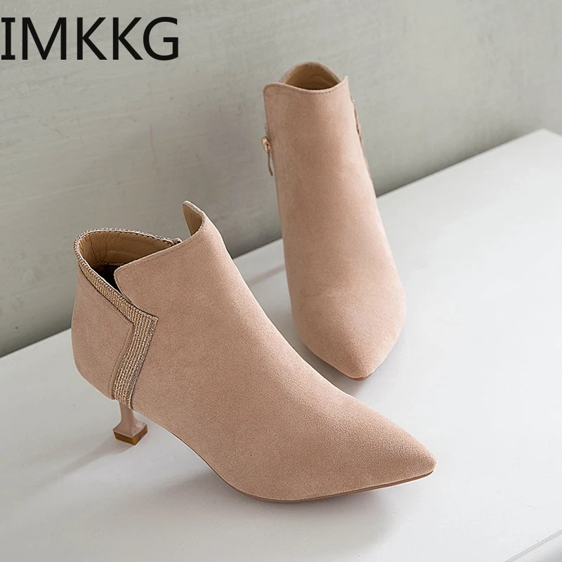 Женские ботильоны на тонком каблуке с пряжкой молнии Q00255 осенний сезон 2019 | Обувь