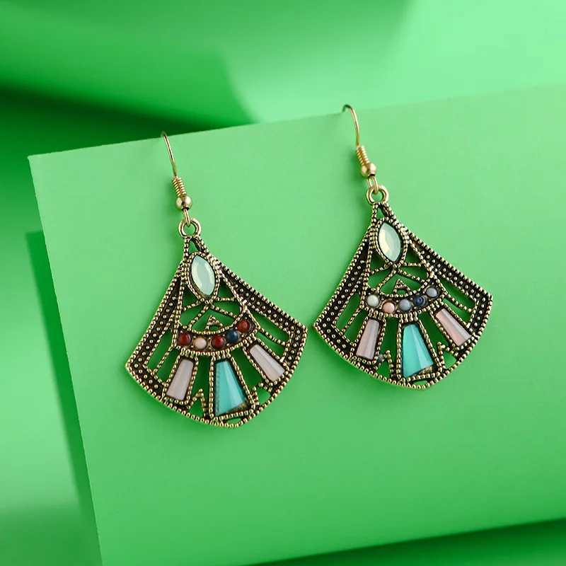 

Ethnic Fan-Shaped Turkish Crystal Indian Jhumka Earrings For Women Vintage Bohemia Beads Hanging Earrings Boho Tibetan Jewelry