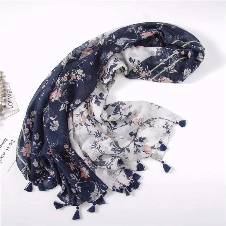 

2020 Luxury Brand Shawl Spring And Summer Thin Cotton Scarf Women's Printed Tassels Silk Scarves hijab scarf Print