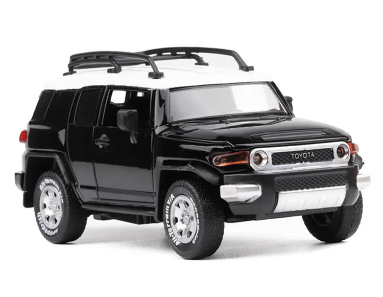 Высокая имитация 1:32 Toyota FJ CRUISER модель SUV, Изысканный детский звук и свет игрушка с инерционным механизмом внедорожная модель