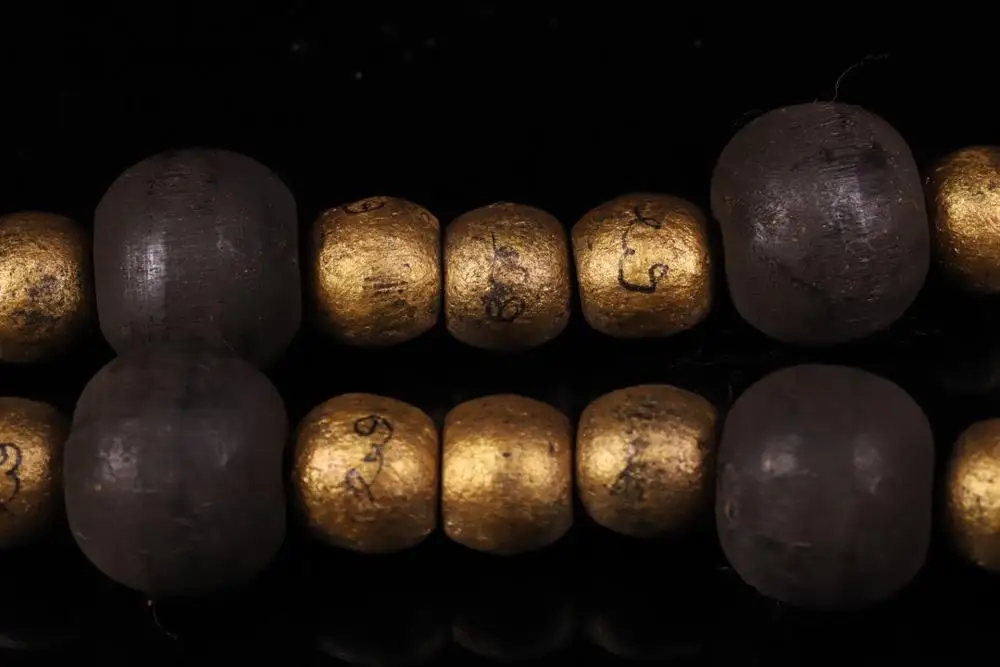 

wedding decoration Hand-held old medicine beads in Tibetan monastery Temple host holding