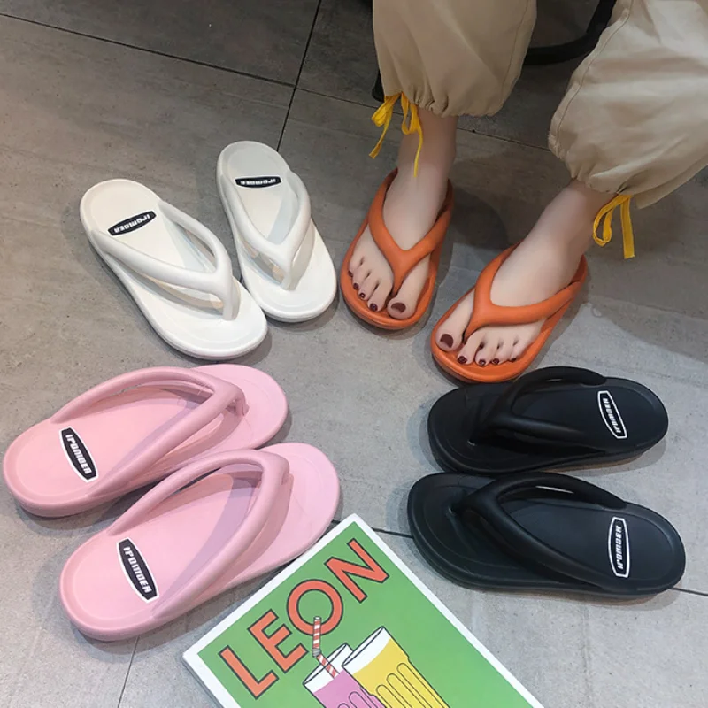 

Шлепанцы женские для пляжа, сланцы, мягкая подошва, толстая подошва, Нескользящие, летние сандалии для ванной комнаты
