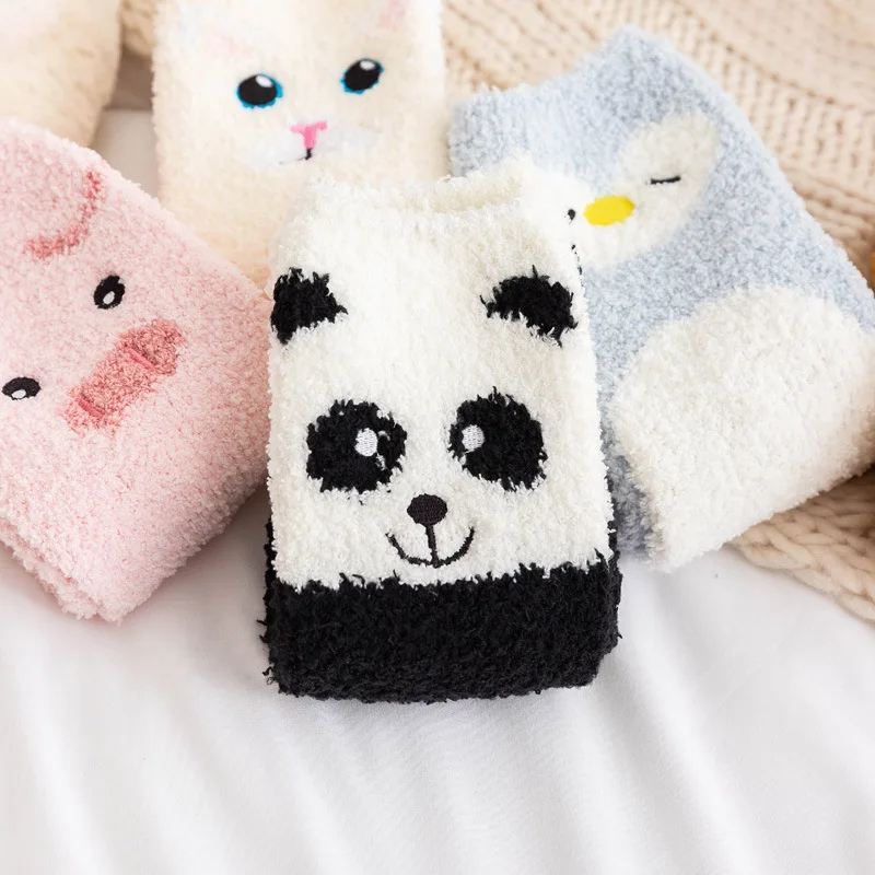 Lovely Cartoon Animals in Autumn and Winter Plush ThiCkened Warm Middle Tube Socks Cat pig panda Sleeping Socks Home Floor Socks