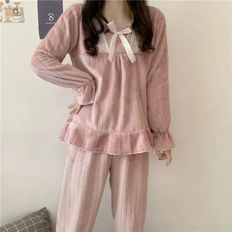 Coral Velvet Autumn and Winter Pajamas Women's New Thickened Plush Two-piece Suit Sweet Princess Style Flannel Home Clothes
