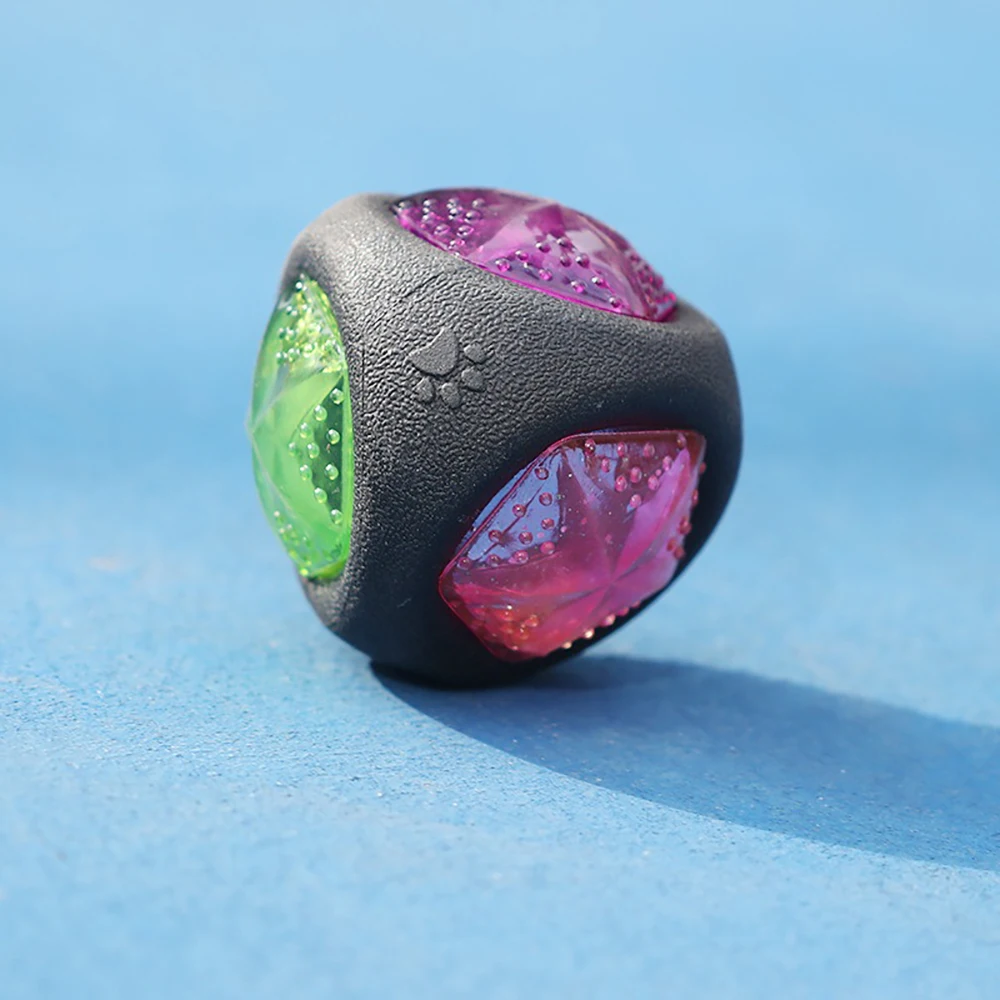 Игрушка для домашних животных мяч со светодиодный подсветкой пищалка резиновая