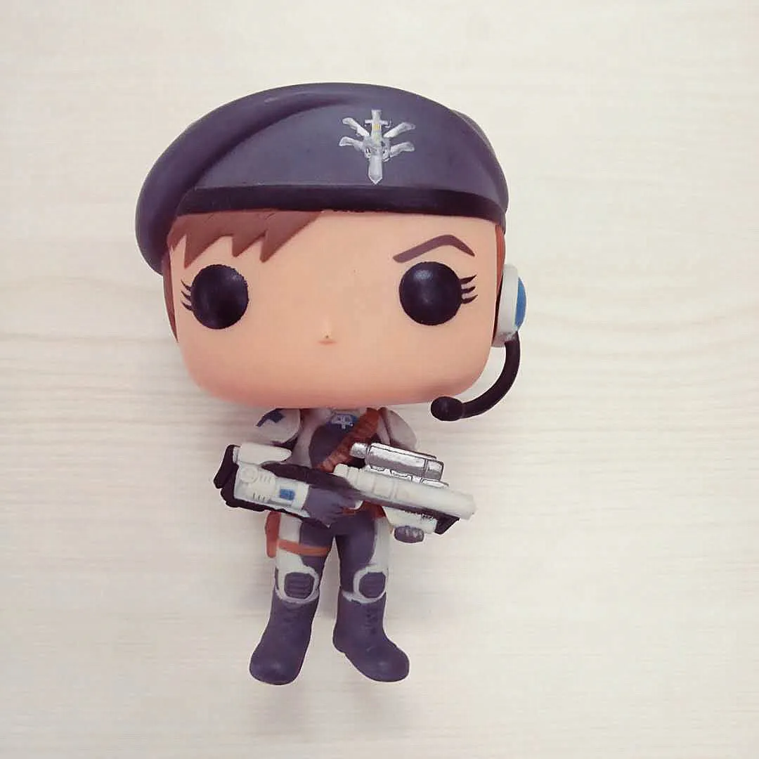 

Val #38 Games Model Character Vinyl Doll Action Figure Collection Gifts Toy No Box Loose Peripherals