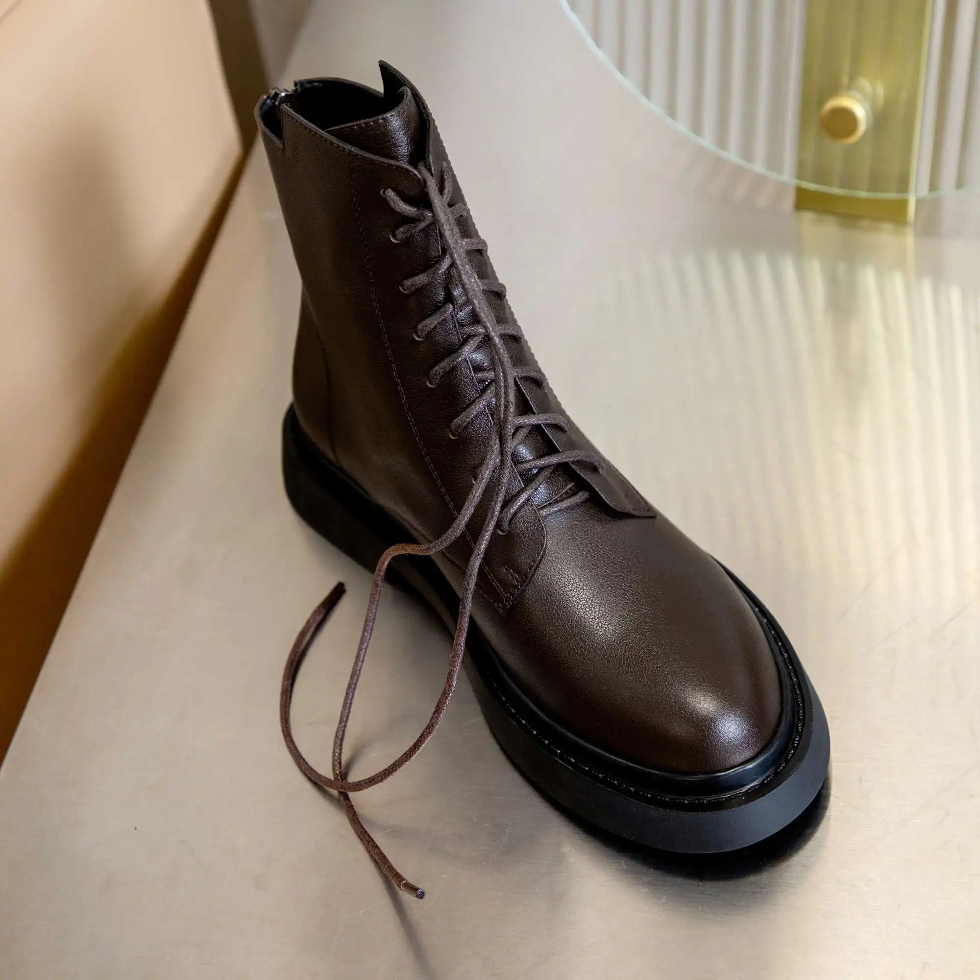 Murah Krazing Pot Vintage Sepatu Asli Kulit Bulat Toe Med Heel Online Bintang Tinggi Street Fashion Renda Nyaman Semata Kaki L27