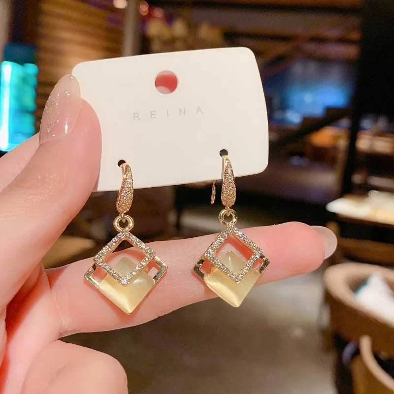 

New Earrings Fashion Jewelry Square Set Crystal Statement Temperament Simple Fashion Ear Hook Earrings Wholesale