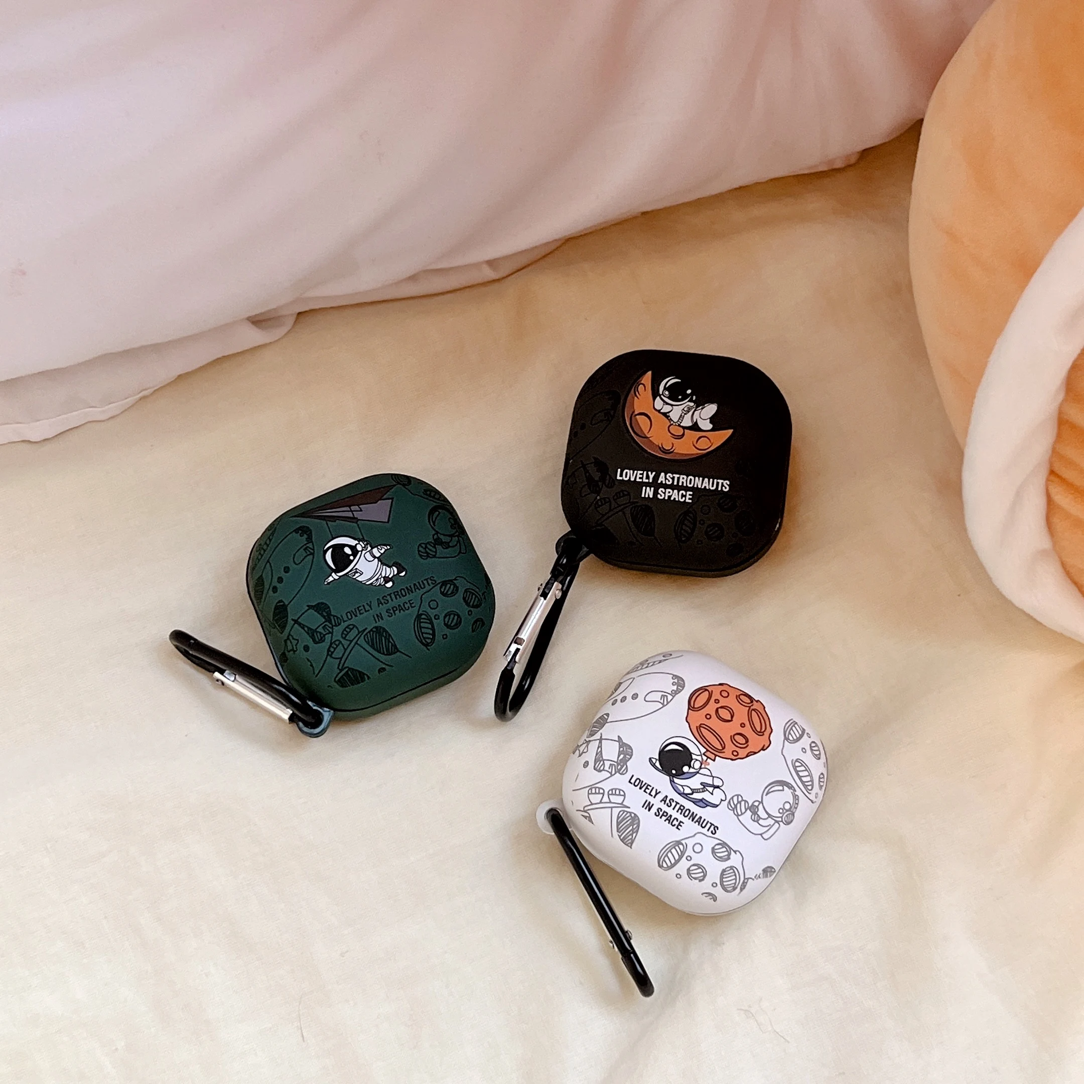 

Astronaut Crystal Stickers Silicone Cover For Samsung Galaxy Buds Live/Buds pro/Buds2 Wireless bluetooth Protect Earphone case