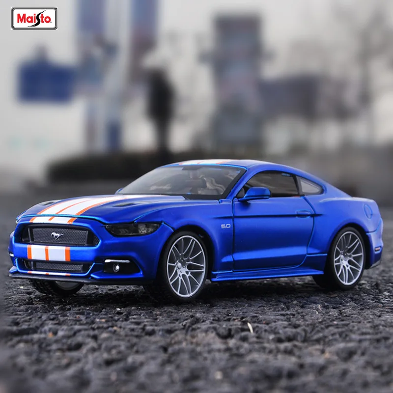 Модель автомобиля Maisto 1:24 Ford Mustang GT, модель родстера из сплава, имитация украшения автомобиля, коллекционная игрушка в подарок