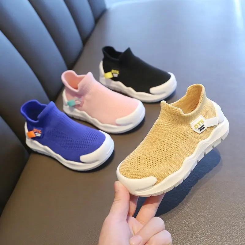 

Kids Sneakers Non-slip Breathable Boys Girls Shoes Flying Mesh Children Boots Soft Bottom Leisure Fashion Kids Sport Booties