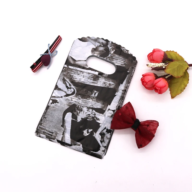 

2019 горячая распродажа Оптовая Продажа 100 шт./лот в стиле ретро упаковка для ювелирных изделий пластиковые пакеты для покупок с ручкой маленькие подарочные пакеты