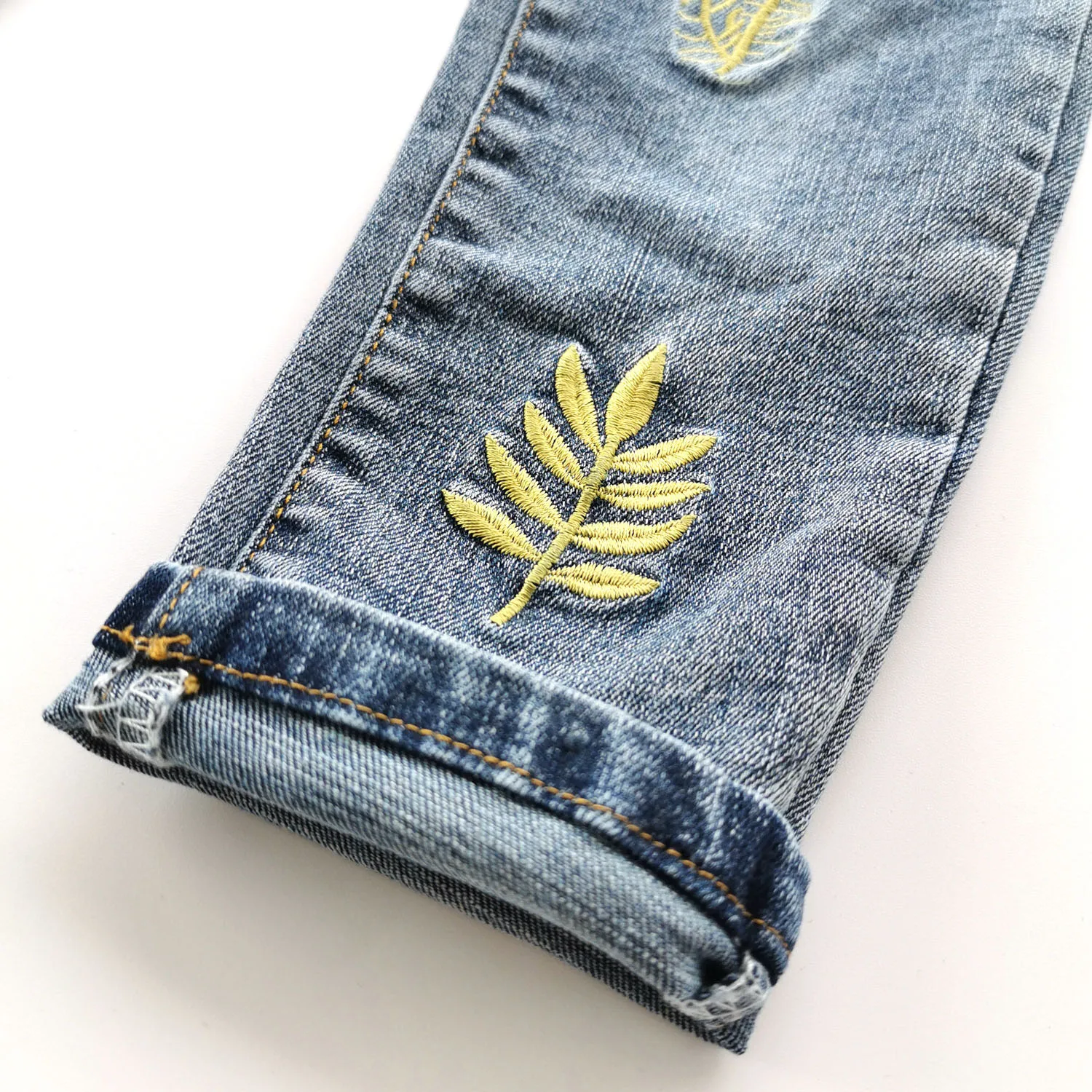 Chumhey джинсы для девочек 3 16 весенние хлопковые эластичные мягкие джинсовые брюки