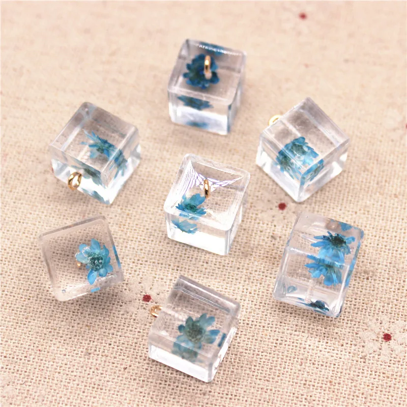 10pcs Resin Transparent Cube Inside Dried Flowers DIY Jewelry Pendant/Earrings Home Decoration Accessories,14mm