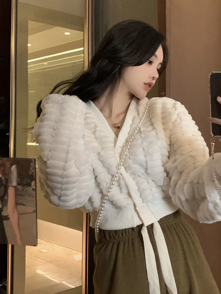 Женский плюшевый кардиган с V-образным вырезом |