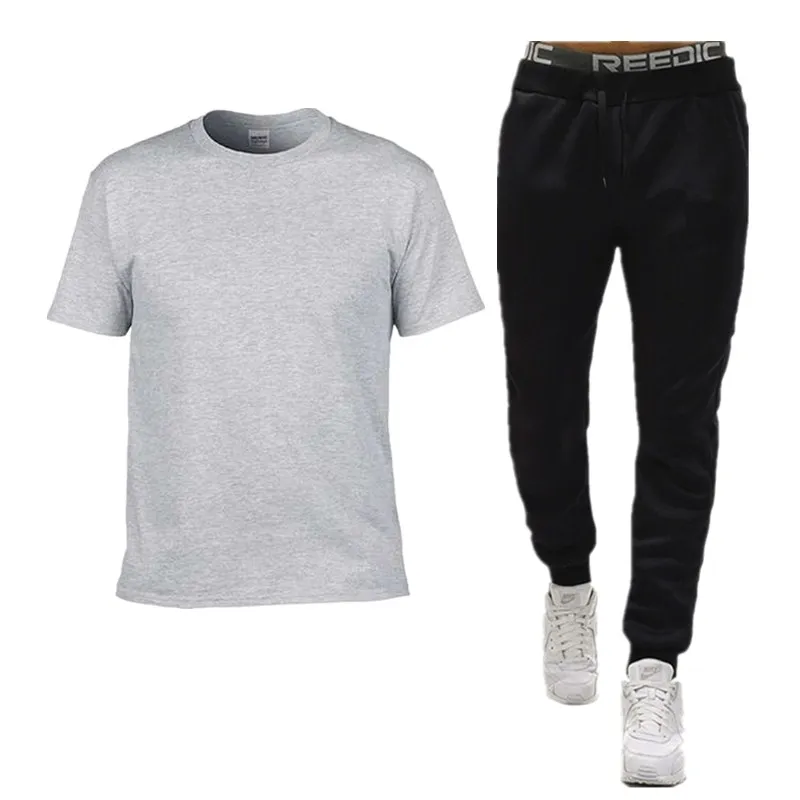 

The Latest Men's Casual Solid T-Shirt 13 Color Sports Pants Black Versatile