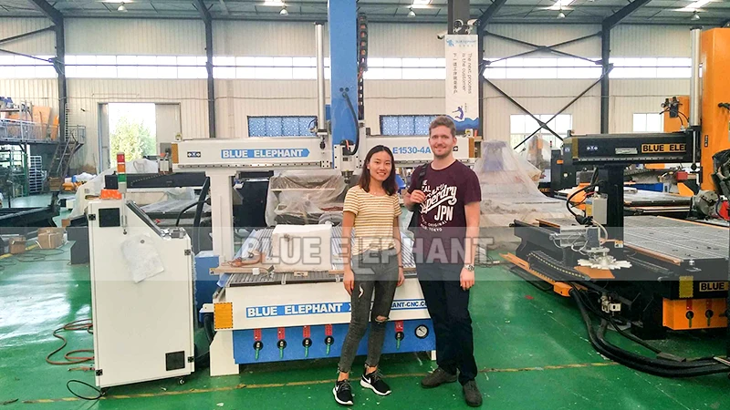 Оборудование для производства дверей полистирол прессформы резки 3 кВт шпинделя