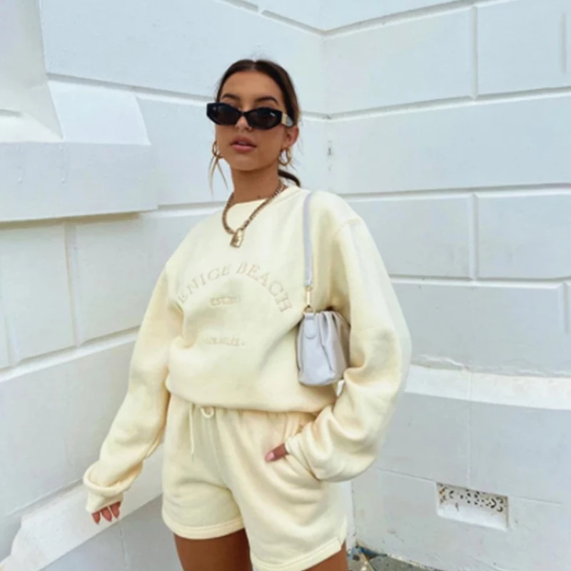 

Vintage Letter Embroidery Loose Crewneck Sweatshirt Women Pullover Long Sleeve Casual Streetwear Women Autumn Aesthetic Clothes
