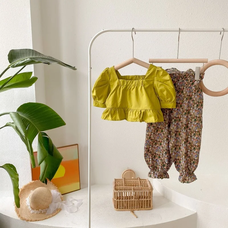 

Toddler Summer New Girl Short Bubble Sleeve Top + Floral Pants Children's Suit Ruffles Bottom Shirt with Loose Bloomder Trousers