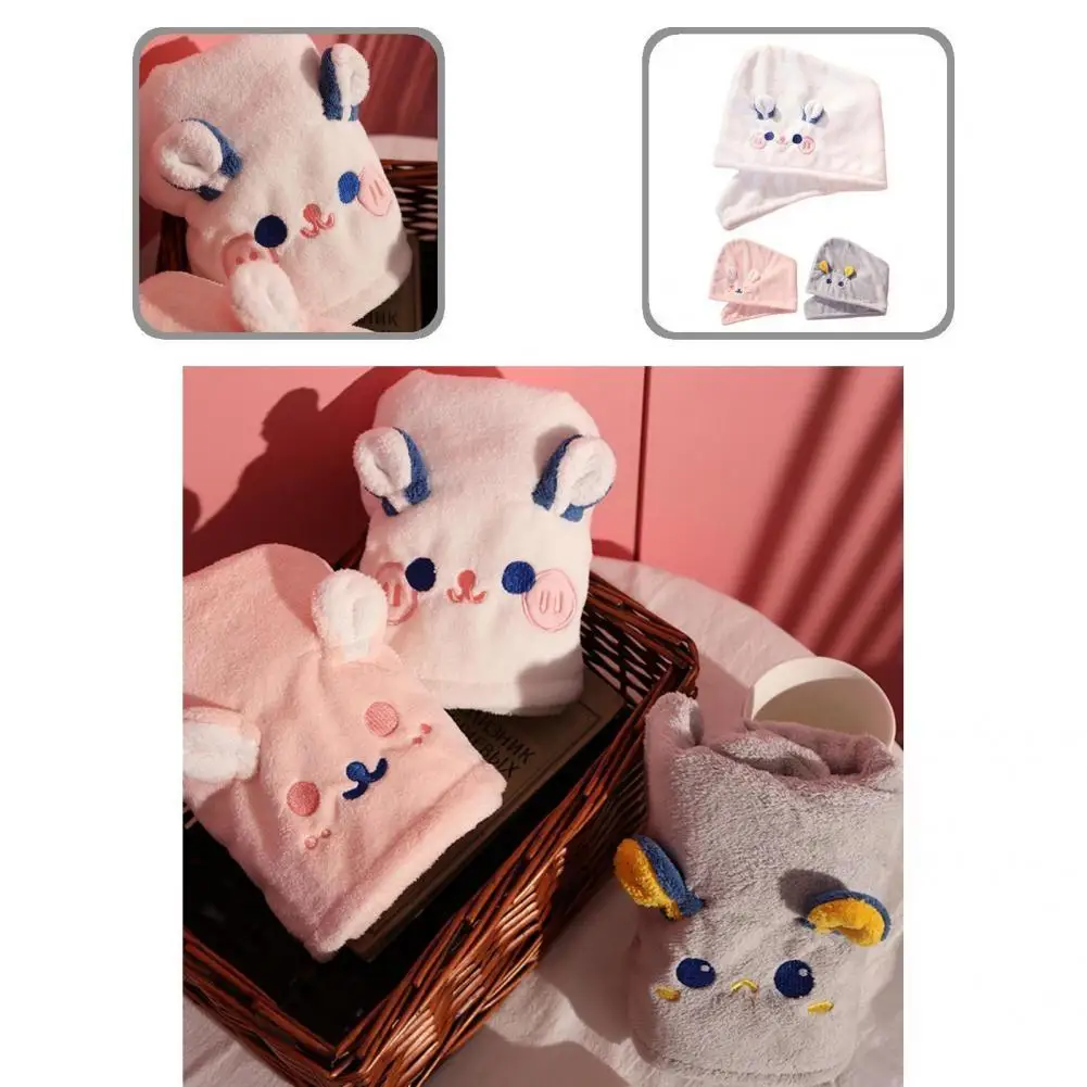 

Головной убор из кораллового флиса с вышивкой и защитой от выпадения волос