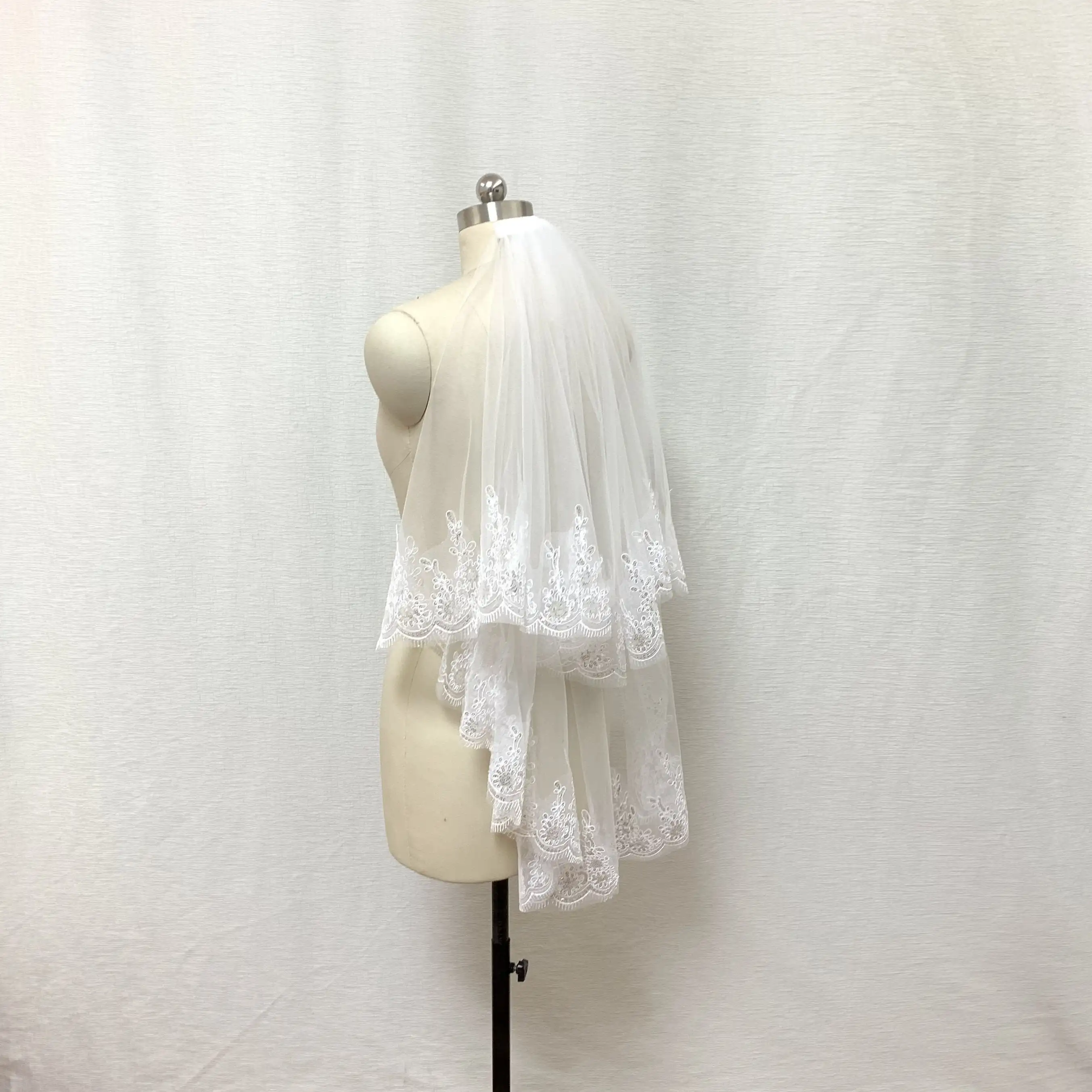 Фата свадьба 1 5 м двухслойная короткая свадебная вуаль из тюля с блестками