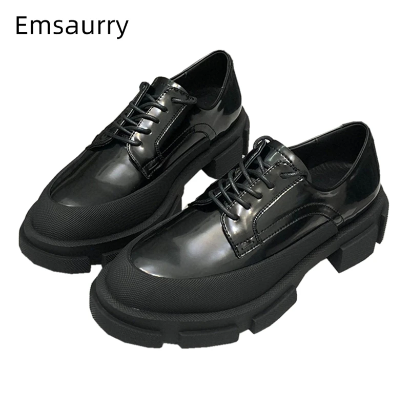 

Genuine Leather Cross-Tied Casual Shoes Woman Chic Spring Autumn Round Toe Unique Gear-Shaped Heel Runway Loafers