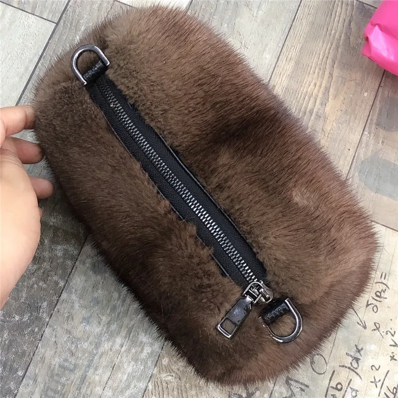 2021 New Imported Female Mink Fur New Handbag Pillow Bag Zongzi Bag Fashion Korean Version Of Fur Messenger Bag