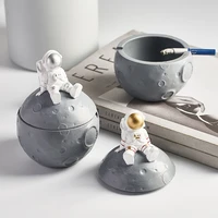 personality with cover anti flying ash trend ashtray creative astronaut network red cute girl smoke cylinder