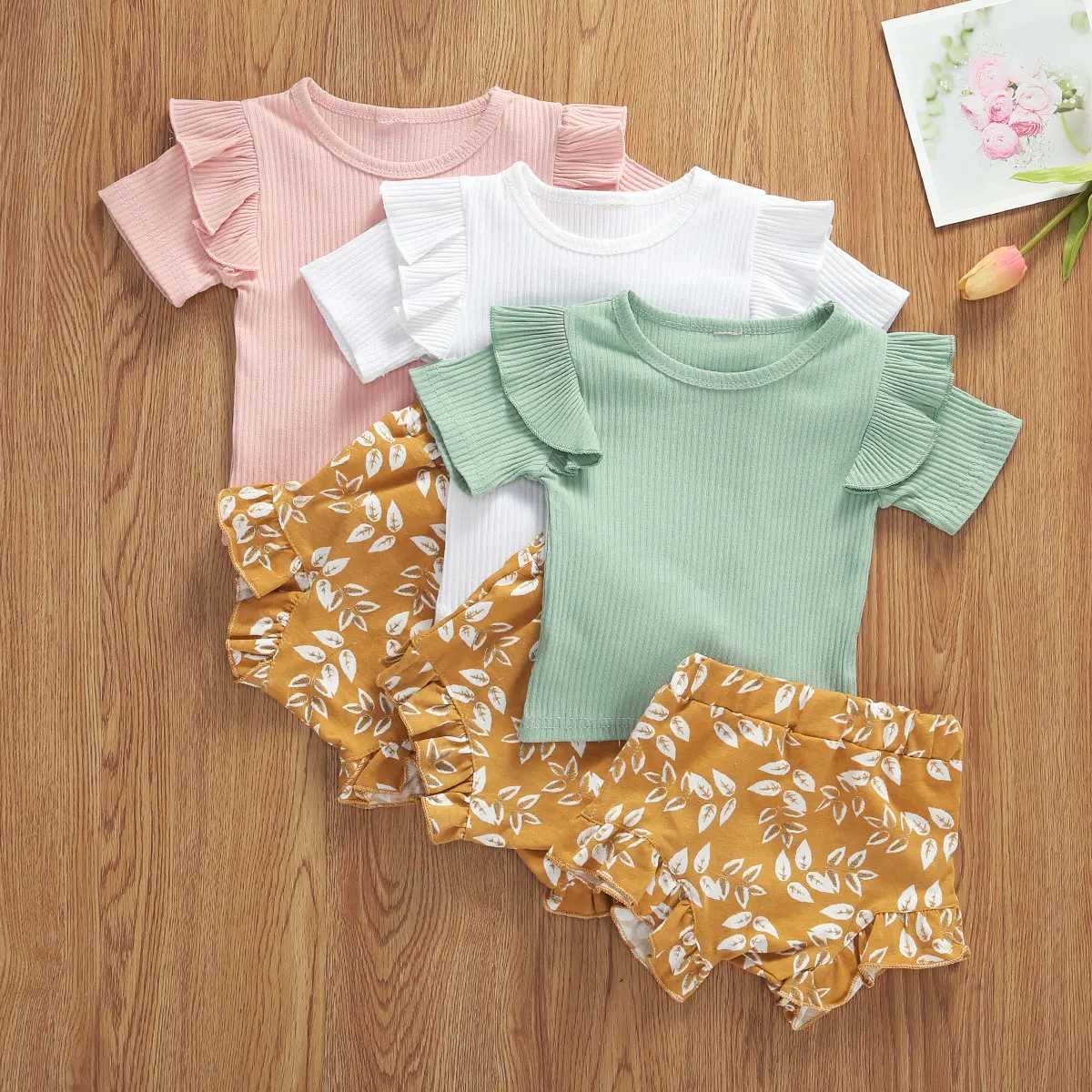 

АА одежда для маленьких девочек короткий рукав круглый вырез сплошной цвет футболка и лист печати шорты Комплект Лето Дети младенец Начина...