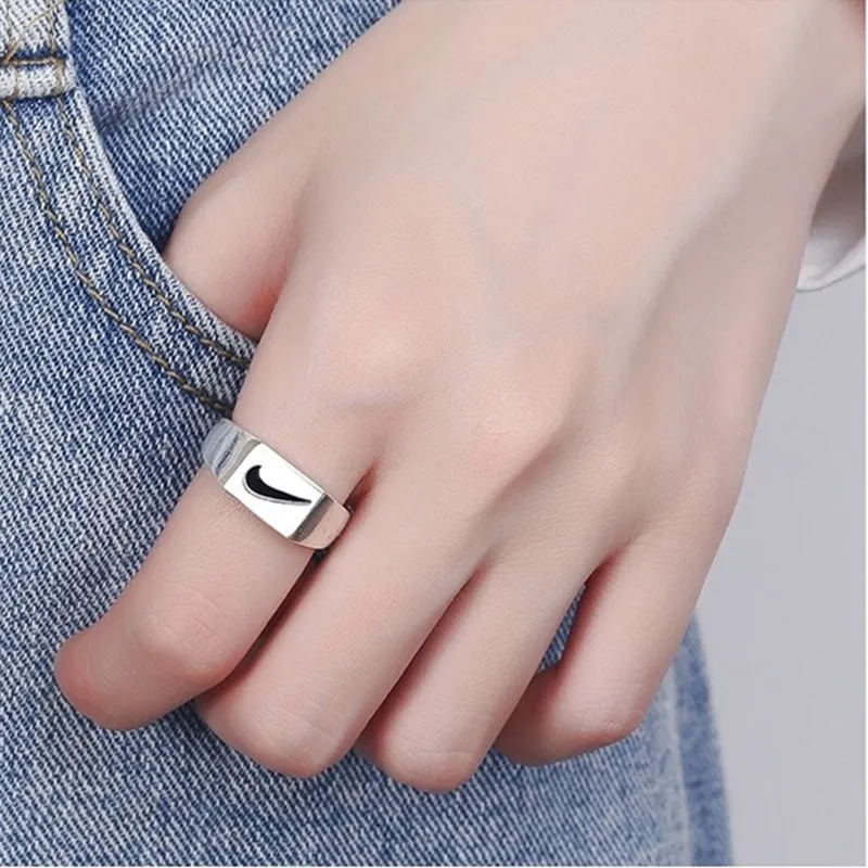 

925 sterling silver ring men and women couple student personality simple ins cold wind cool Thai silver men's trendy ring