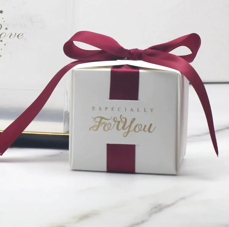 Бесплатная доставка 50 шт конфеты коробки Брак для свадебных сувениров и подарок