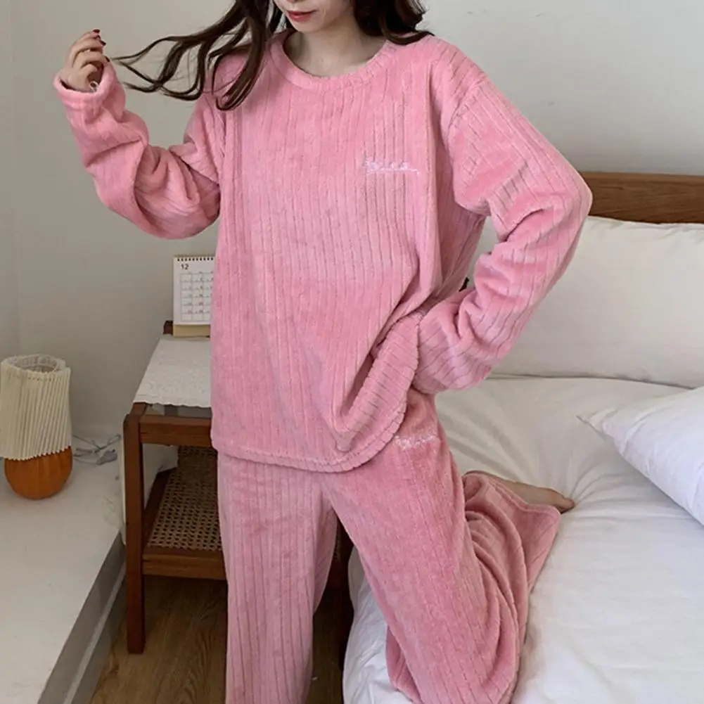 1Set Winter Pajamas Set Stylish Lady Nightclothes Coral Fleece Pajamas Set
