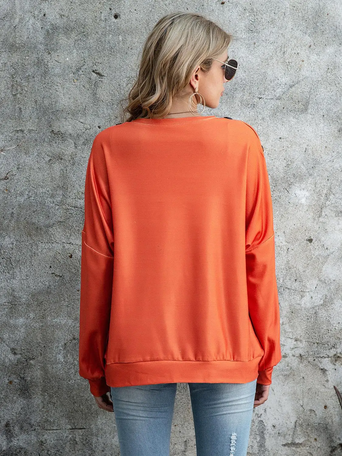 

2020 Casual New Autumn Women's T Shirt Fashion Solid Color Long Sleeve Round Neck Ladies Top Female T-Shirt Comfortable S-2XL