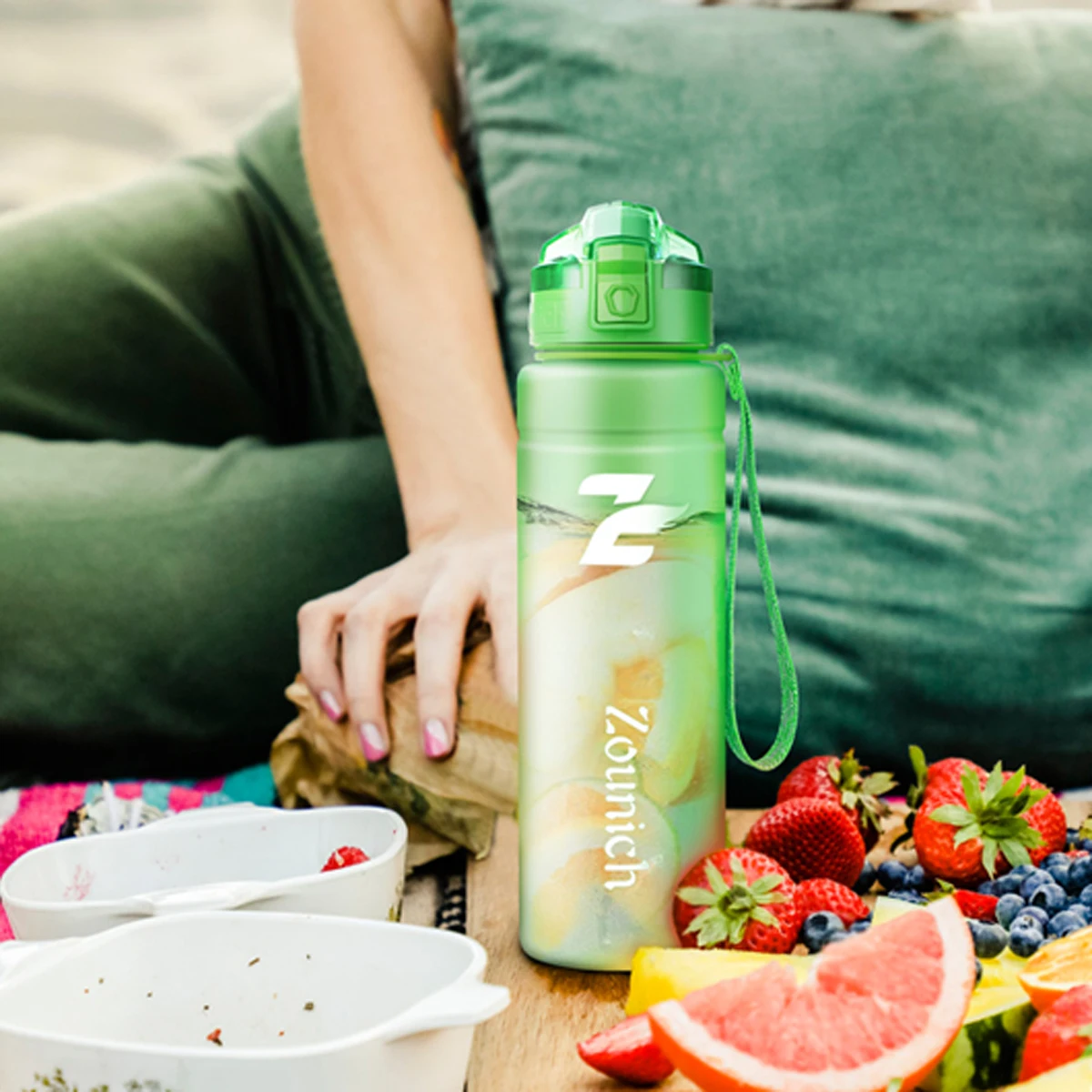 ZOUNICH портативная Спортивная бутылка для воды без бисфенола пластиковая уличная
