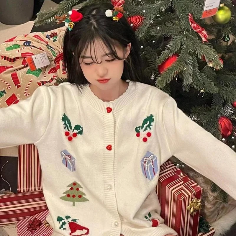 

Winter Sweet Girly Sweater Vintage Cute Flowers Pocket Full Sleeve Kawaii Single-breasted Knitting Christmas Embroidery Sweater