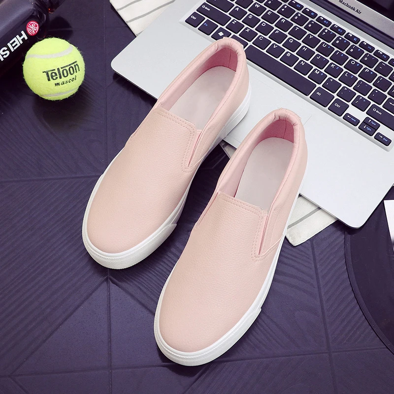 Новинка 2017 года модные брендовые женские лоферы на плоской подошве с мультяшным