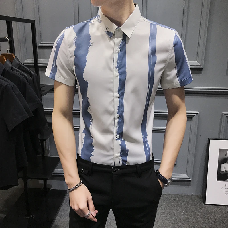 Рубашка мужская приталенная в полоску модная сорочка с коротким рукавом