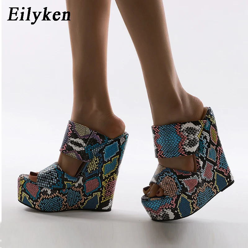 

Eilyken Color Snake Print Platform Slides Sexy Peen Toe Outdoor Women Slippers Wedge Heels Gladiator Sandals Femme Shoes